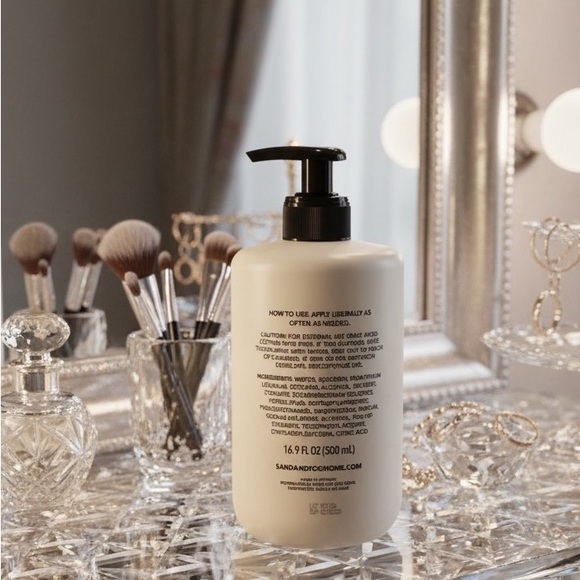 Sand + Fog Fragrant Body Lotion in White Vanilla Scent - Picture 2 of 2